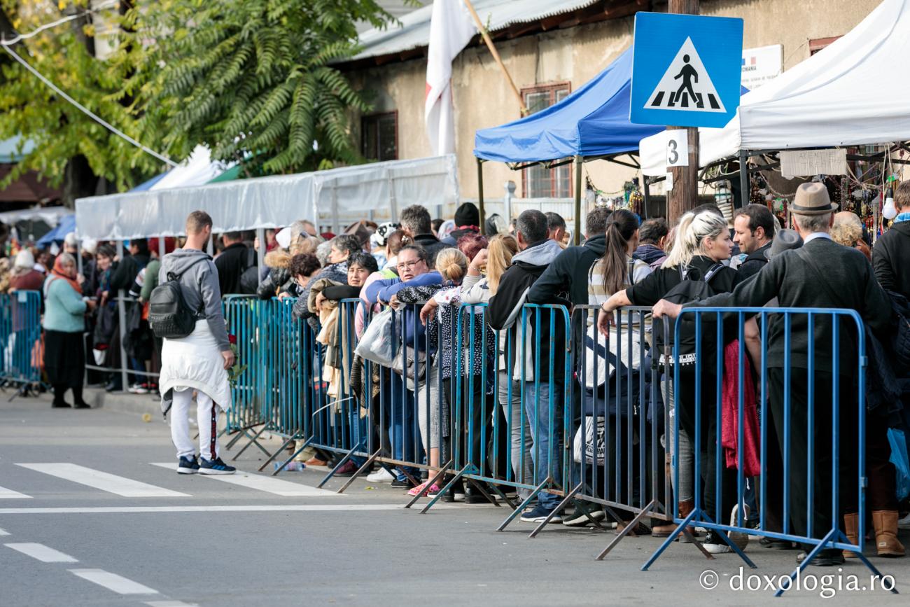 (Foto) Pelerinii – cei mai frumoși rugători către Dumnezeu și Sfinții Săi, 2019